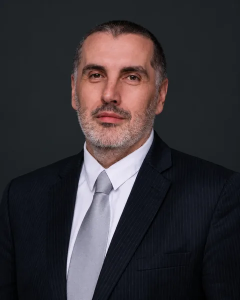 Porträt von Edis Hadžimušović